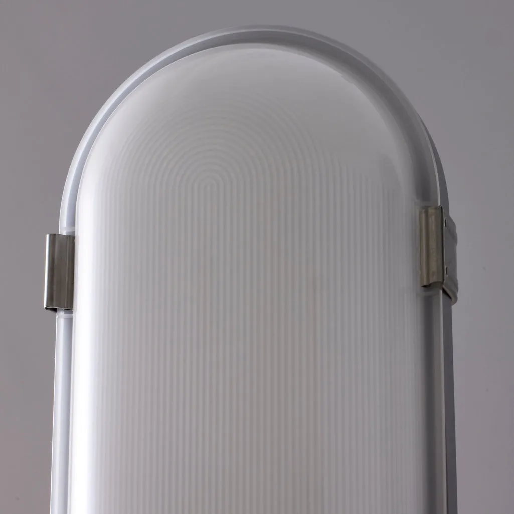 8' LINEAR VAPOR PROOF W/SENSOR - R1