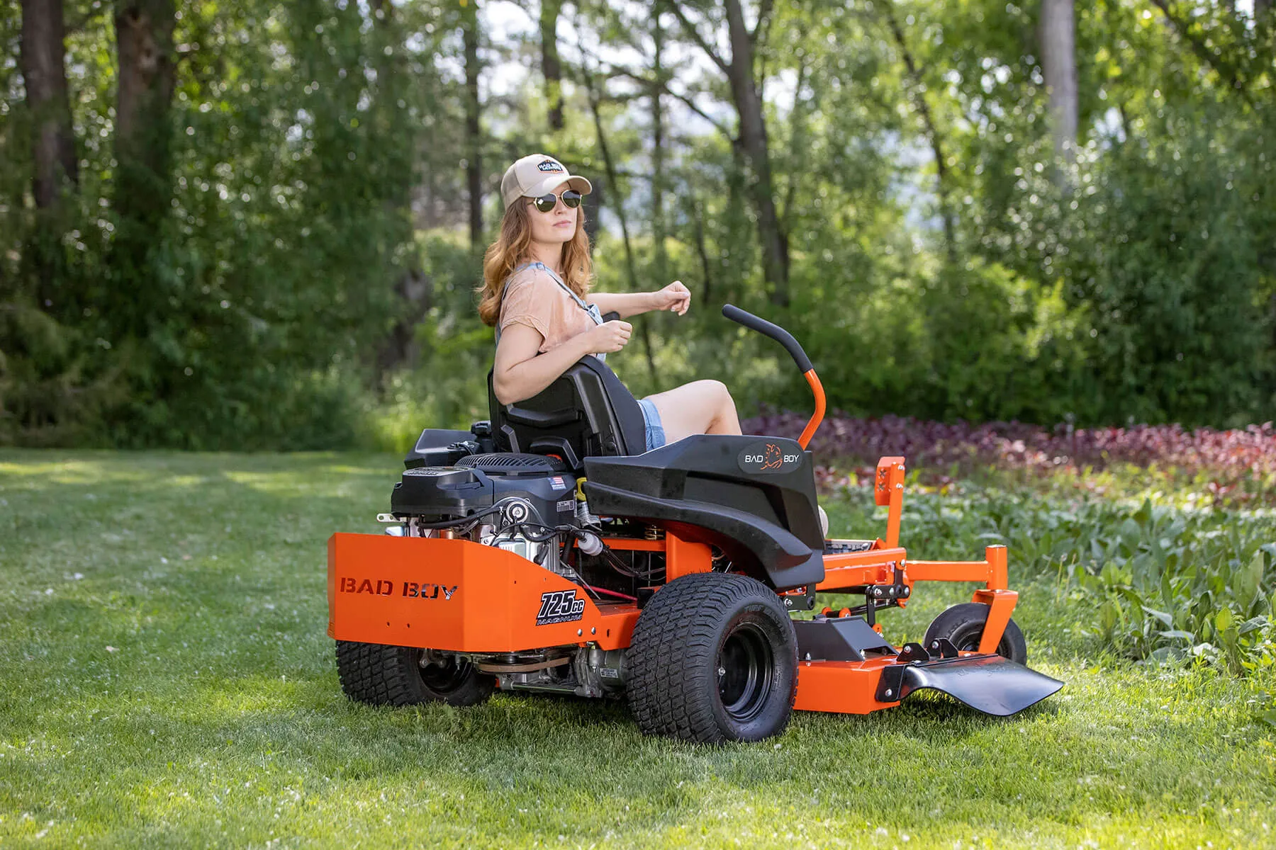 Bad Boy MZ Magnum 54" Residential Zero-Turn Mower w/ 25hp Kohler 7000