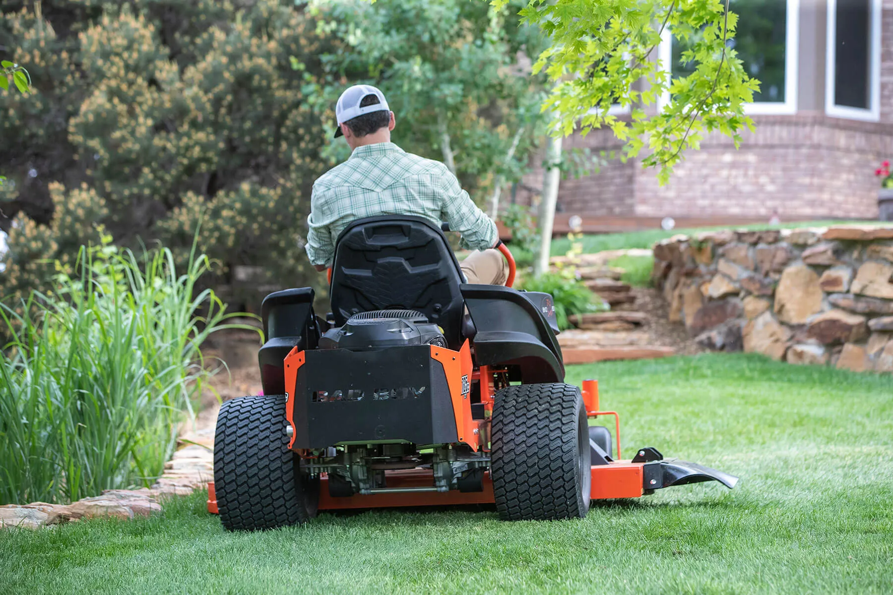Bad Boy ZT Avenger 54" Residential Zero-Turn Mower w/ 25hp Briggs CXI25