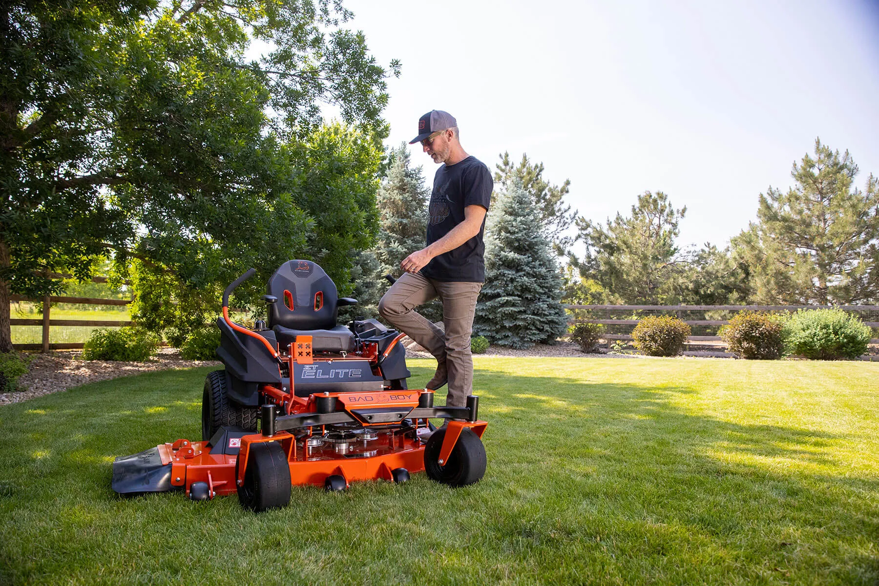 Bad Boy ZT Elite 48" Residential Zero-Turn Mower w/ 25hp Kohler 7000