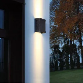 Barak Outdoor Wall Lamp