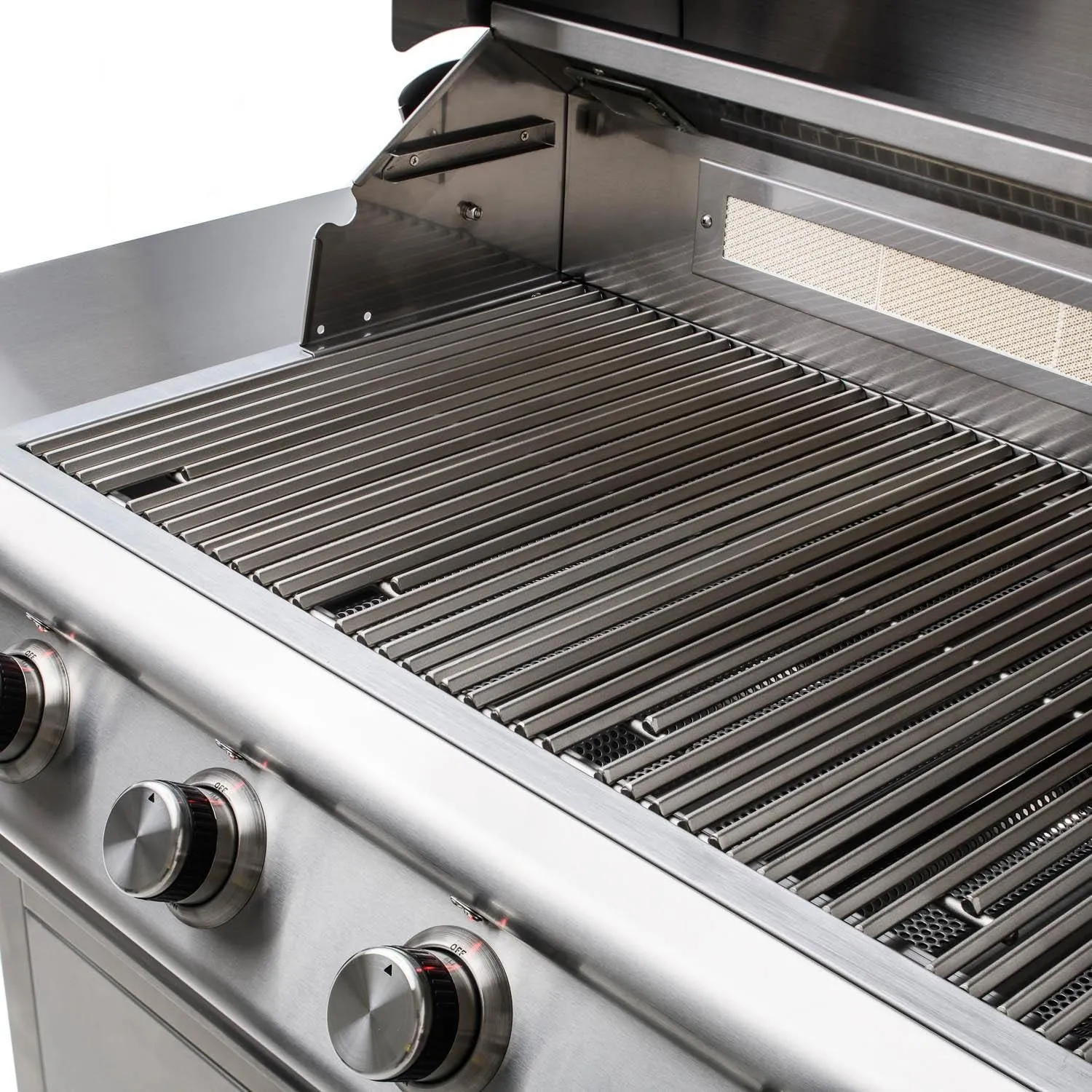 Blaze Premium LTE Marine Grade 32-Inch 4-Burner Freestanding Liquid Propane Grill With Rear Infrared Burner & Grill Lights