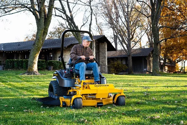 Hustler FasTrak 54" Commercial Zero-Turn Mower w/ Kawasaki FT691 (22HP)
