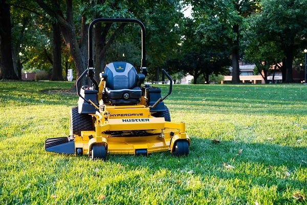 Hustler Super Z HyperDrive 60" Commercial Zero-Turn Mower w/ Kawasaki FX1000 (35HP)