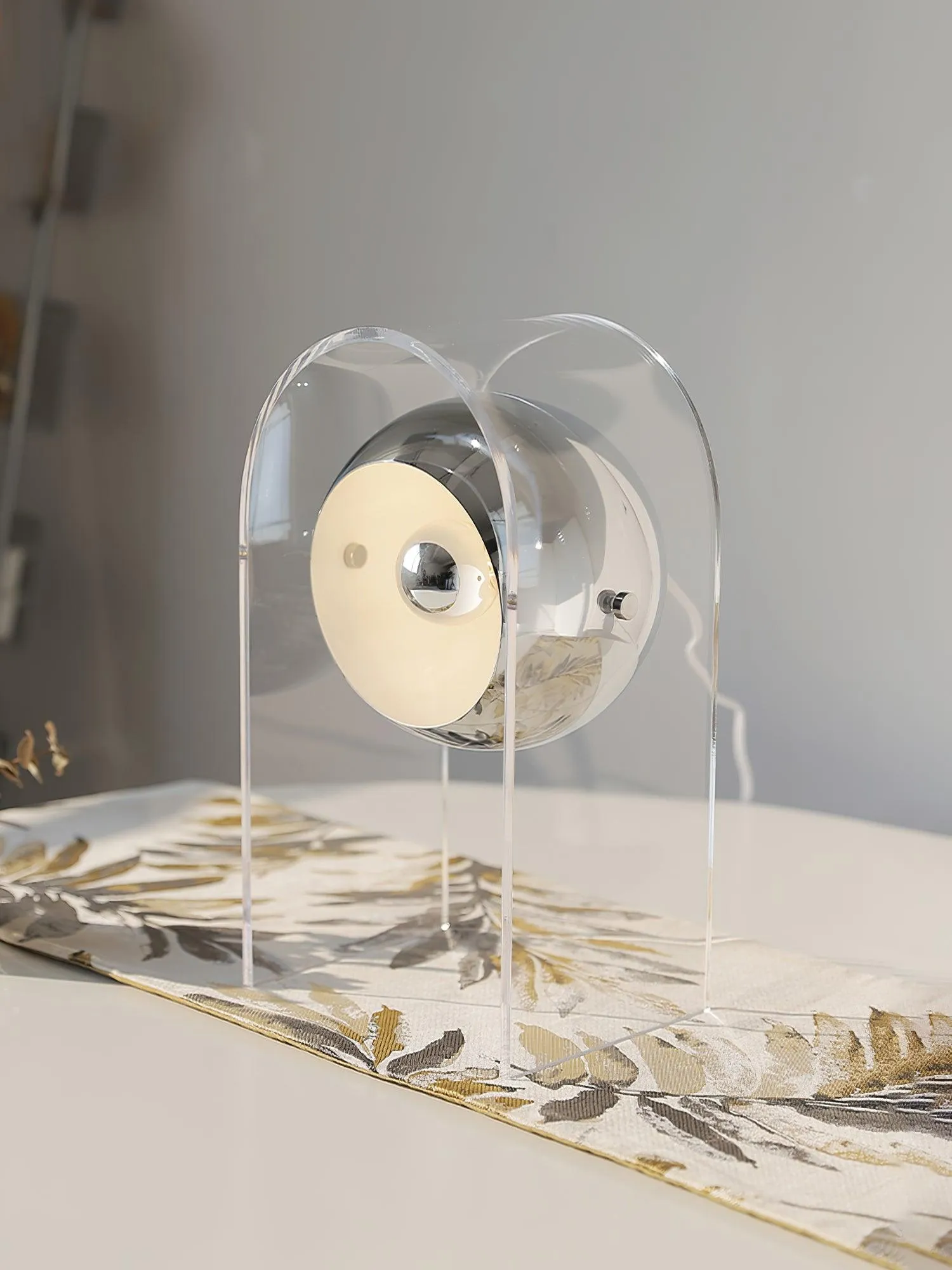 Insta Sensorette Table Lamp