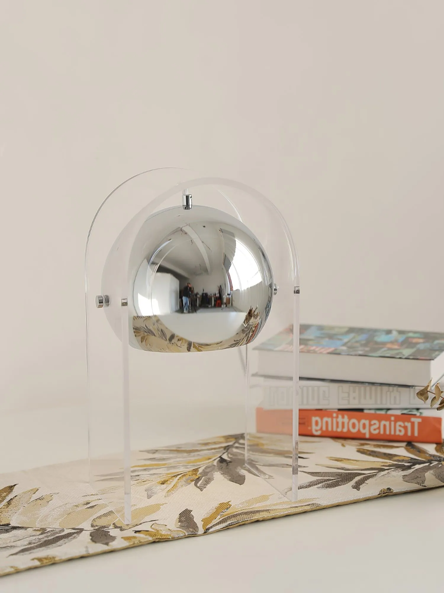 Insta Sensorette Table Lamp