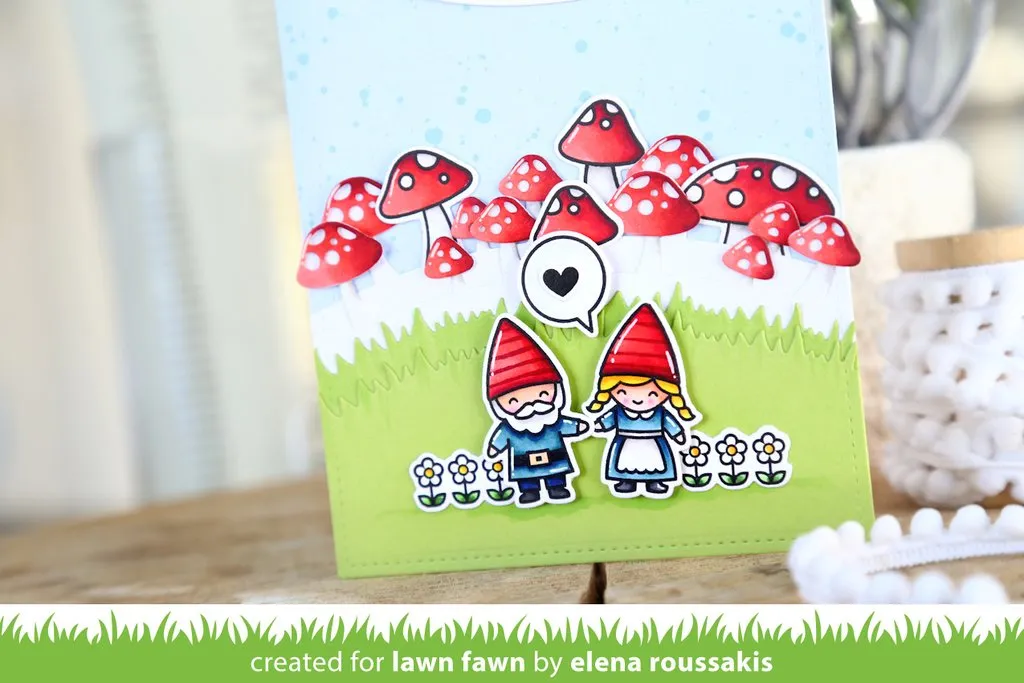 LAWN FAWN: Mushroom Border Lawn Cuts Die