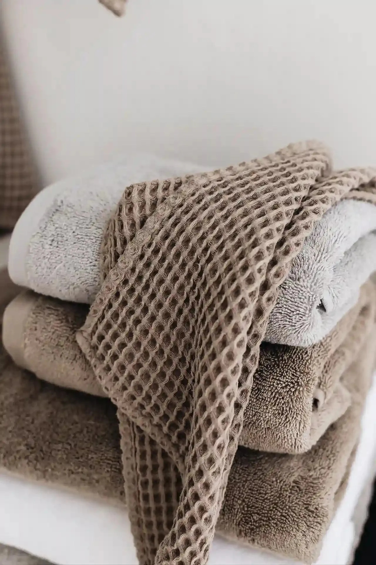 Neunest Waffle Cotton – Modal Towel Set – Warm Gray