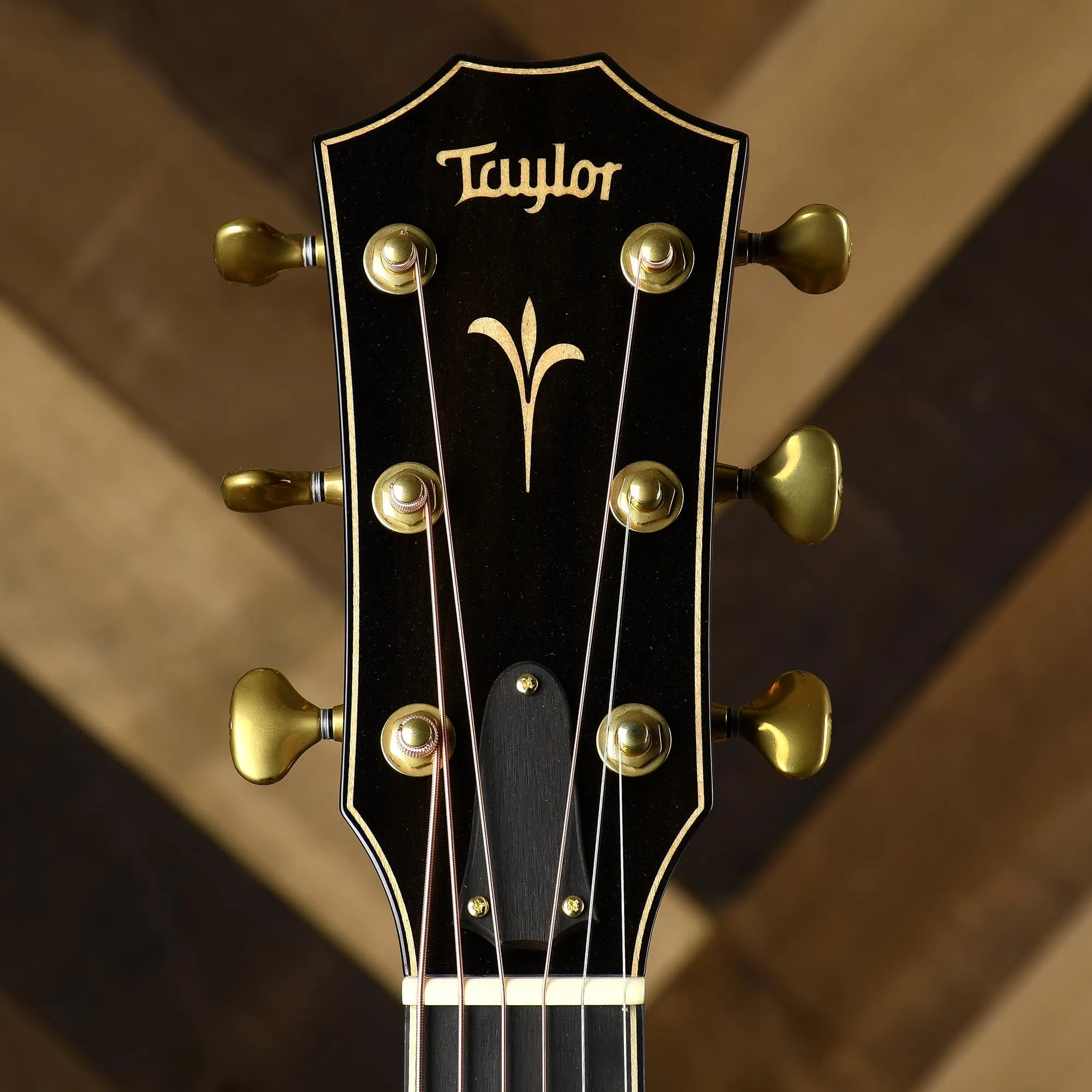 Taylor 2019 K26CE Grand Symphony Hawaiian Koa X-Braced