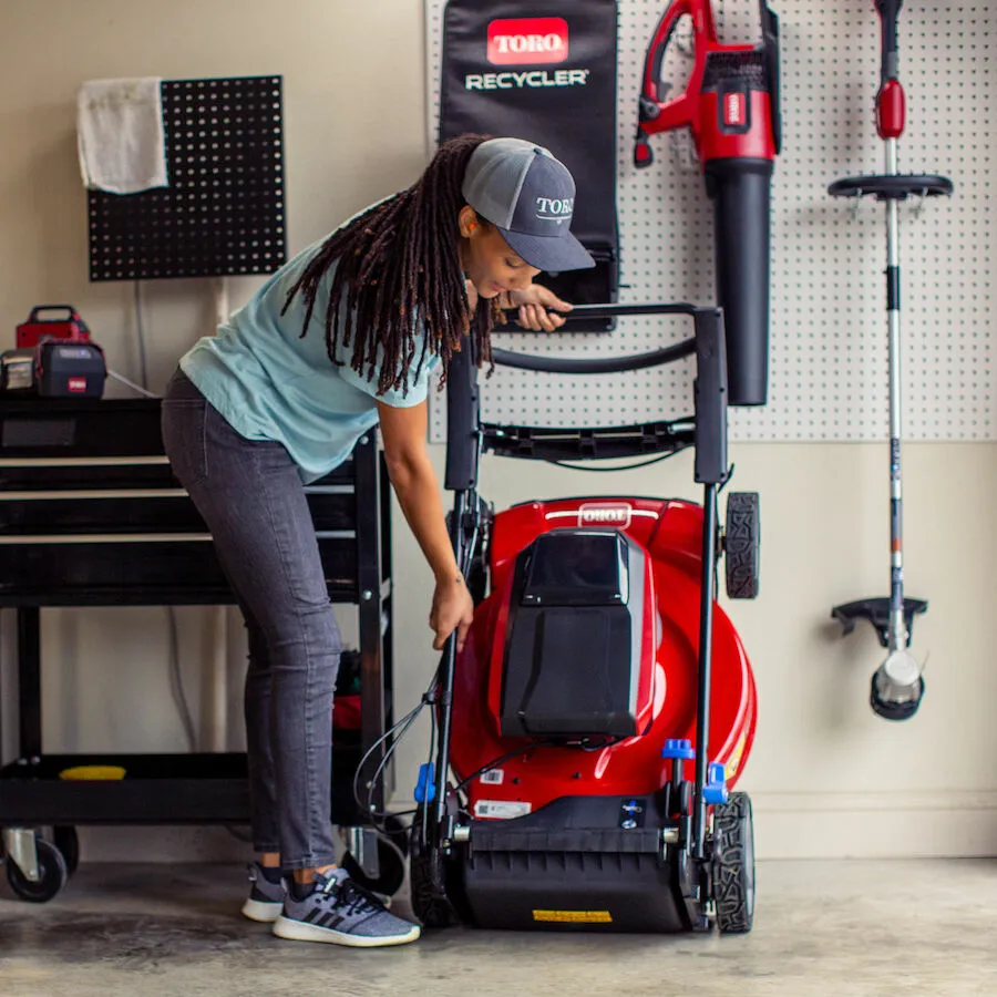 Toro 60V MAX* 22 in. (56 cm) Recycler® Personal Pace Auto-Drive™(21467)