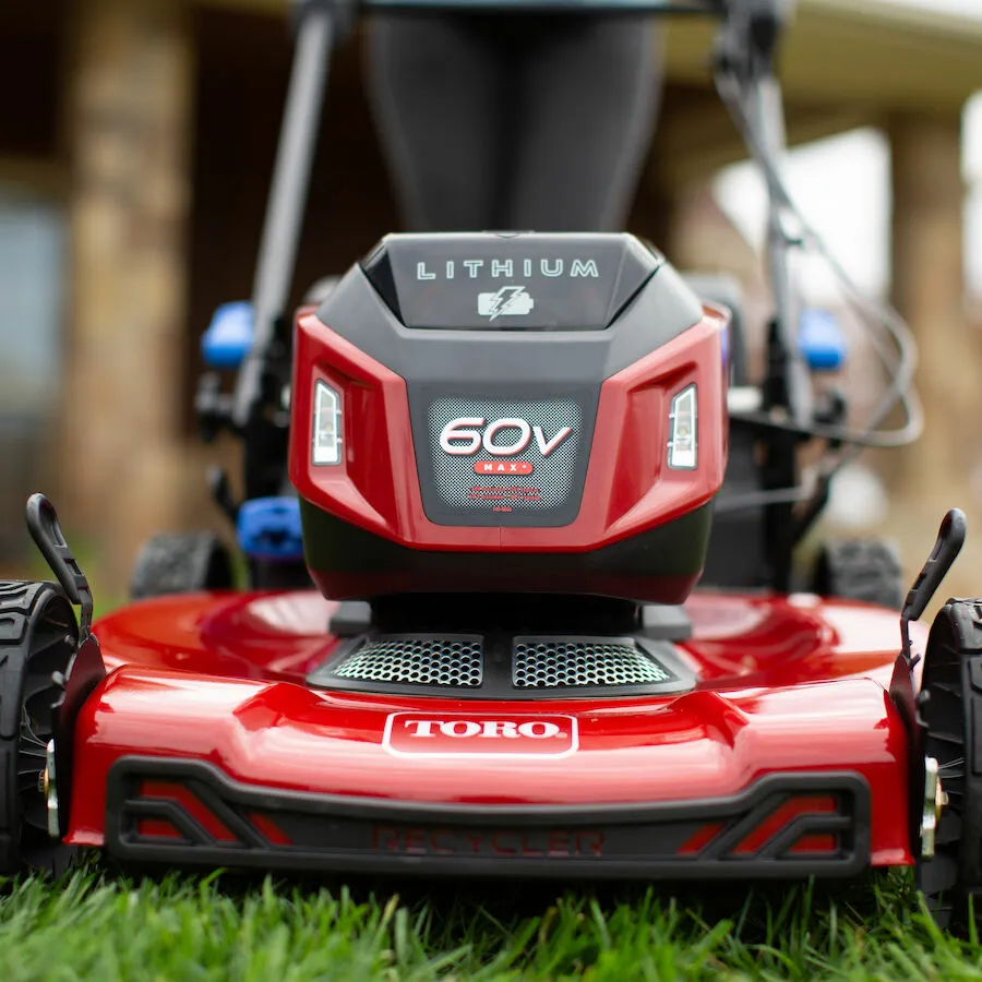 Toro 60V MAX* 22 in. (56 cm) Recycler® Personal Pace Auto-Drive™(21467)