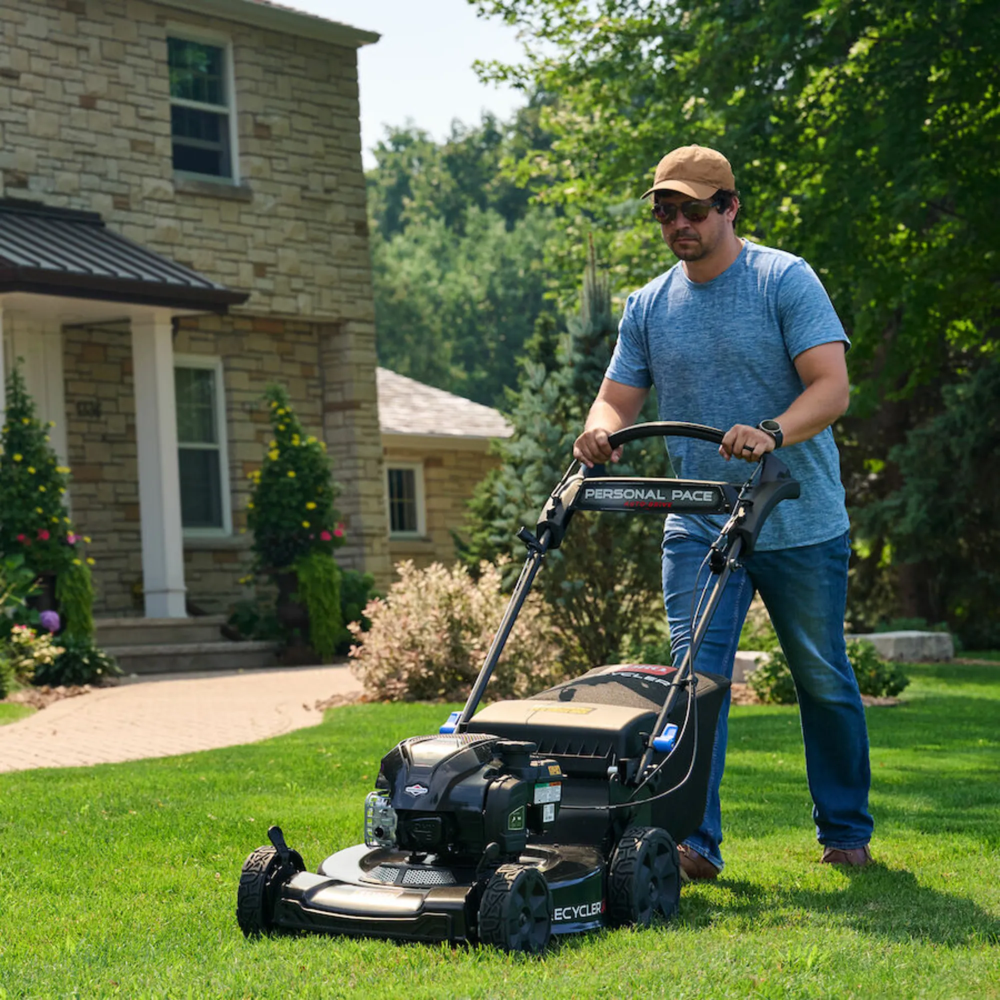 Toro Recycler Max w/ Personal Pace & SmartStow Gas Lawn Mower | 22 in. Deck | 21485