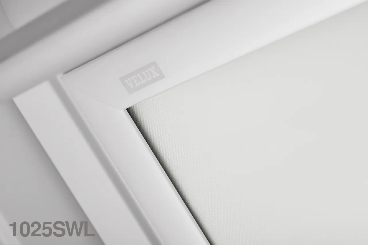 VELUX DSL SOLAR Powered Blackout Roller Blind (White Trim)