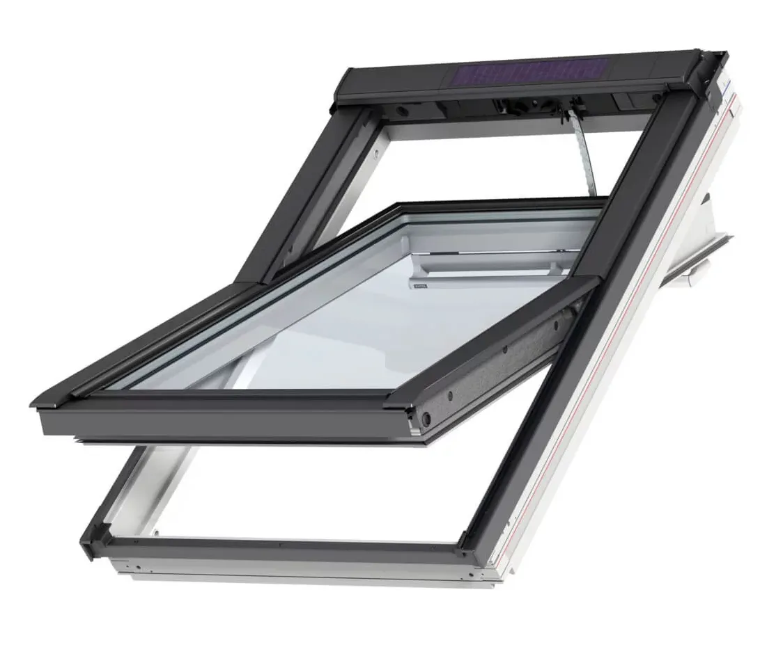 VELUX GGL CK02 206830 Triple Glazed White Painted INTEGRA® SOLAR Window (55 x 78 cm)