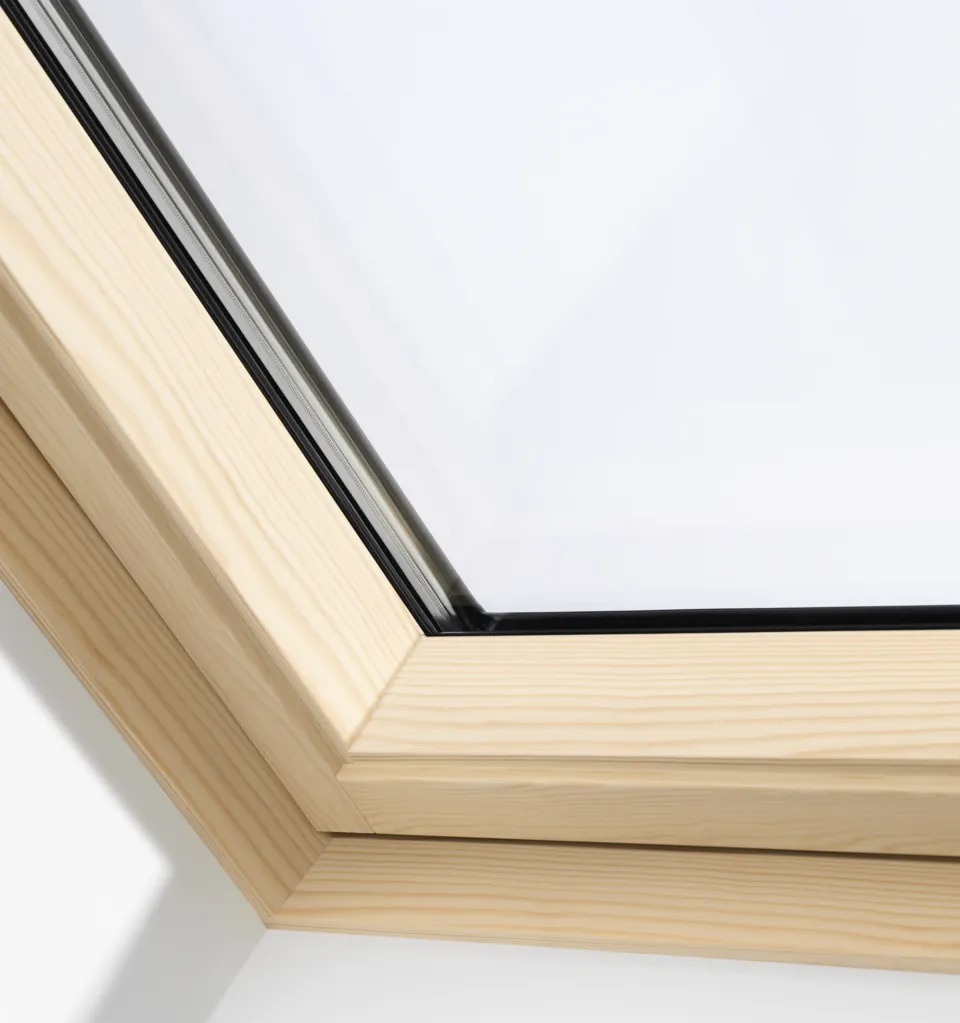 VELUX GGL UK10 306830 Triple Glazed Pine INTEGRA® SOLAR Window (134 x 160 cm)